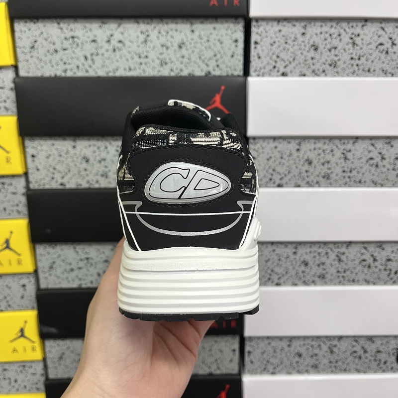 Dior B30 Sneakers 4