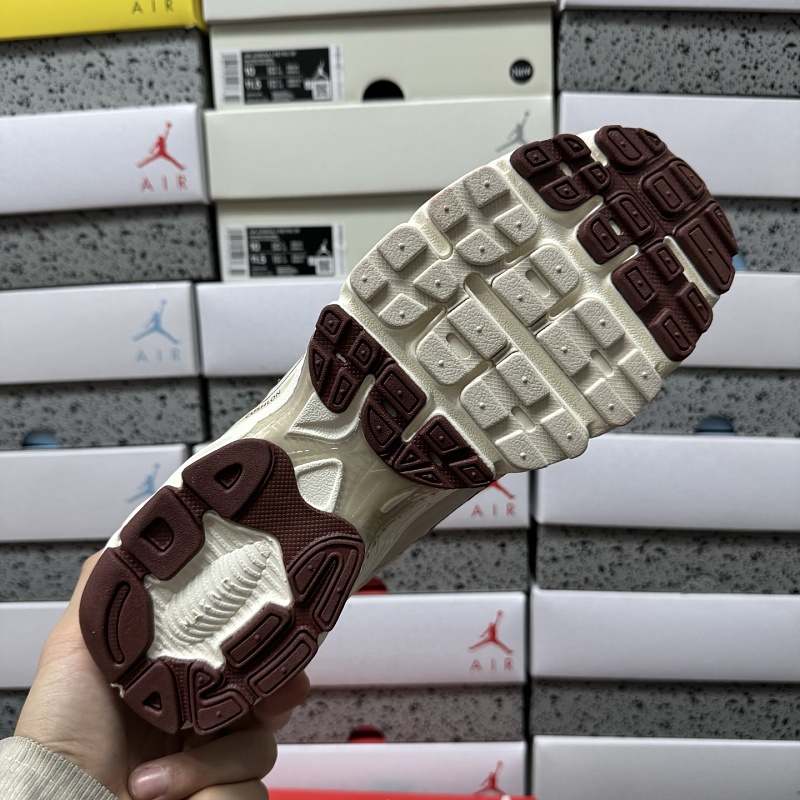 Air Max Moto 2K 3