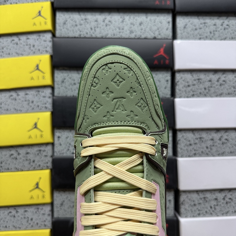 Trainer Green · 5