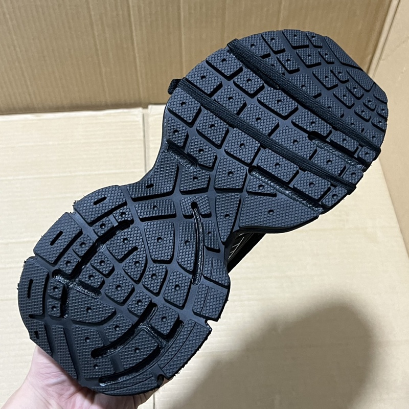 3XL 35-46 巴黎3XL 黑白 1090