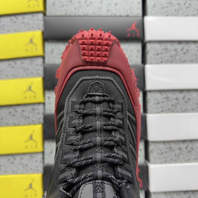 300 Trailgrip Gore-Tex P49 · 5