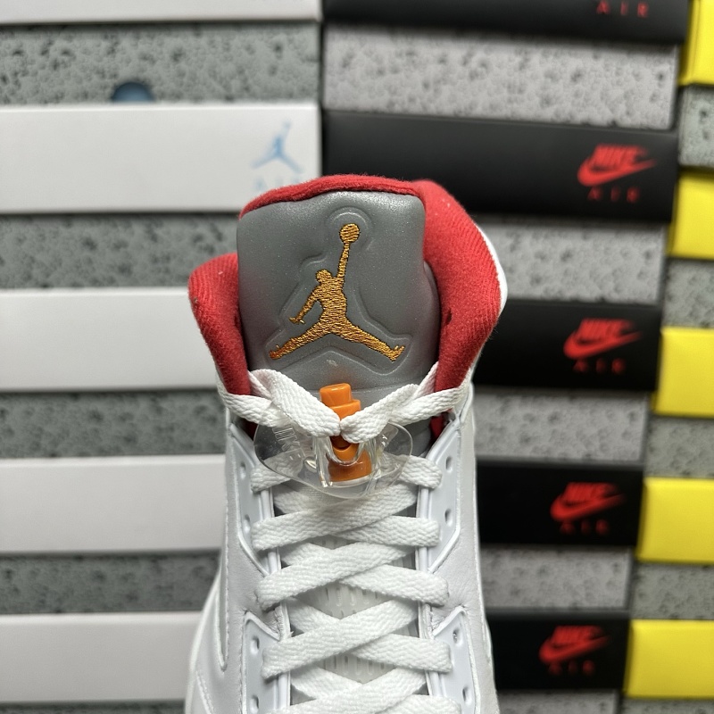 Jordan 5 Sneakers 4
