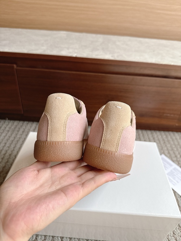 Maison Margiela MM6 Apparel 2
