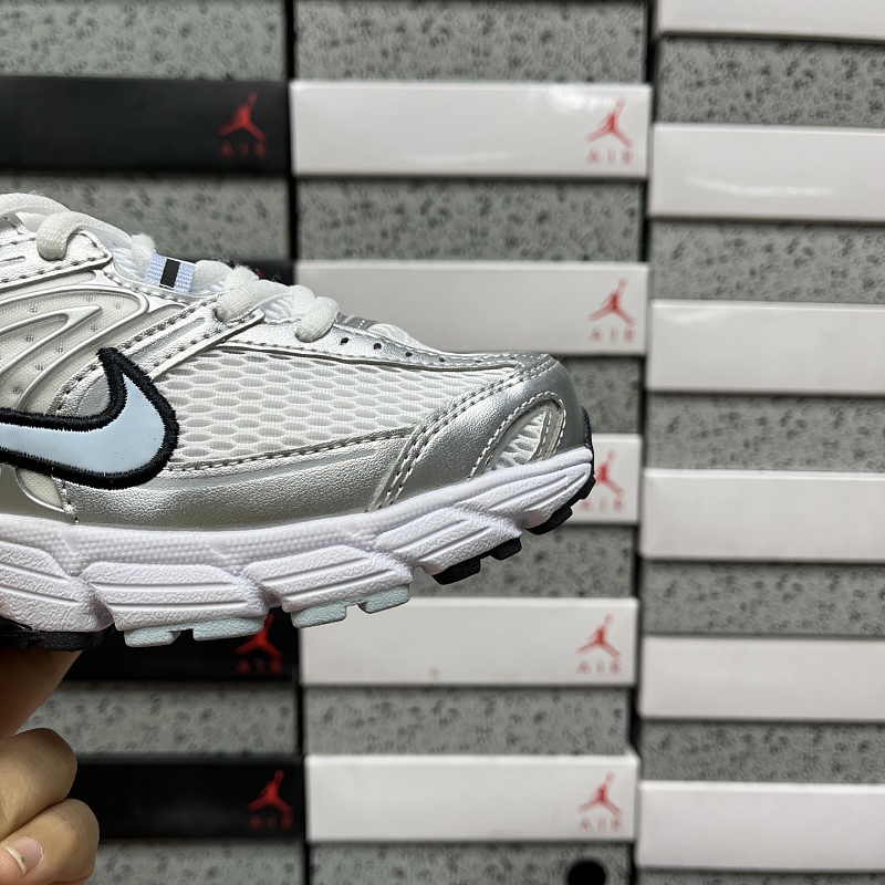 Air Max Moto 2K 8