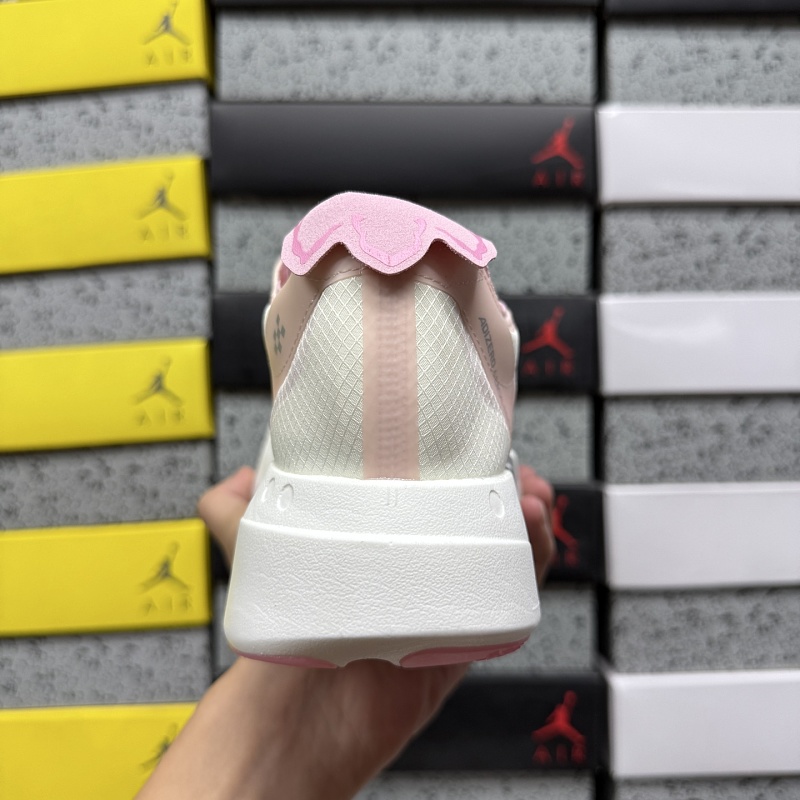 Adizero Adios 4M 2