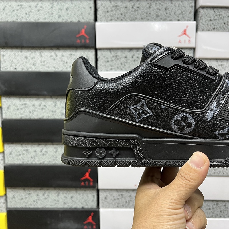 Trainer · 6