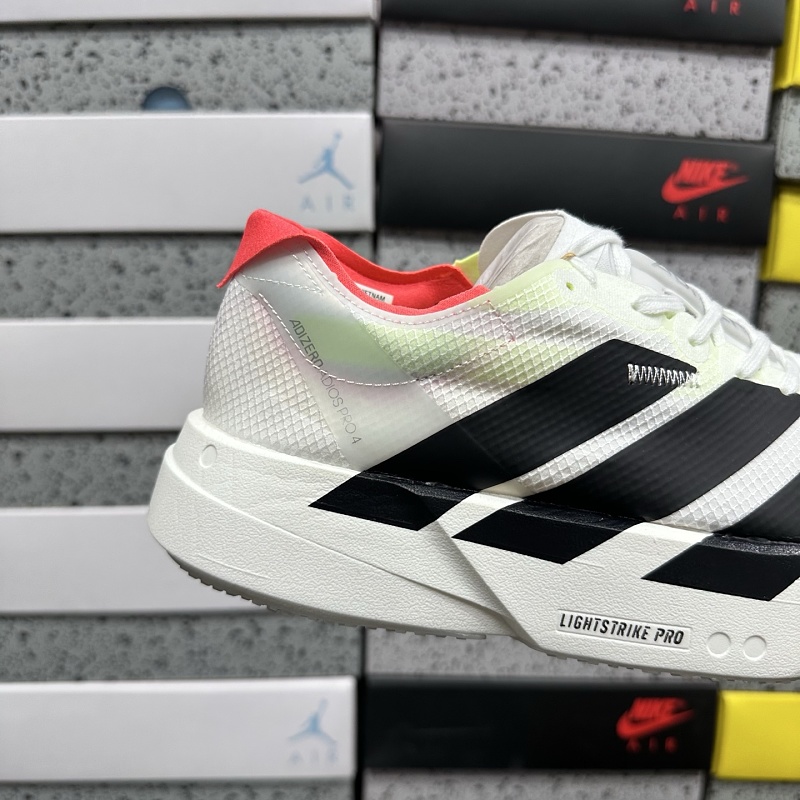 Adizero Adios 4M 5