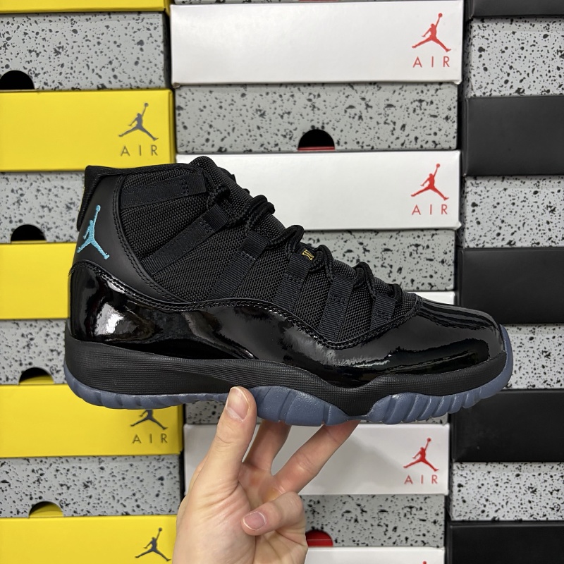 Jordan 11 Sneakers 12