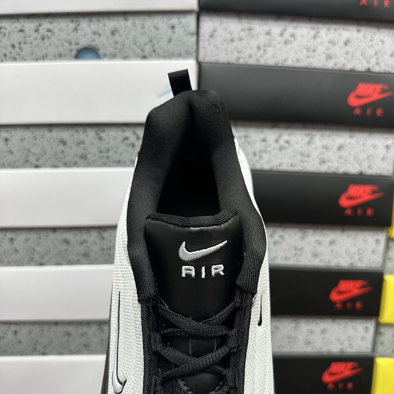 Nike Air Max Portal 4