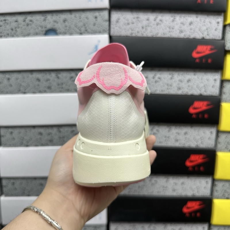 Adizero Adios 4M 3