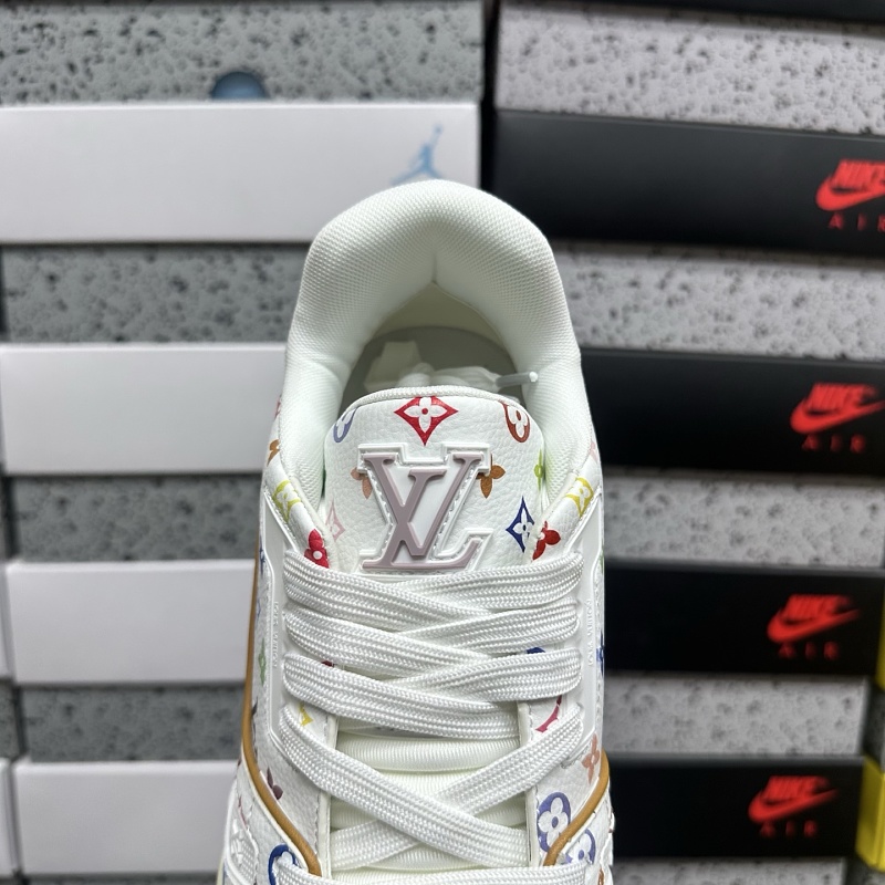 Trainer · 3