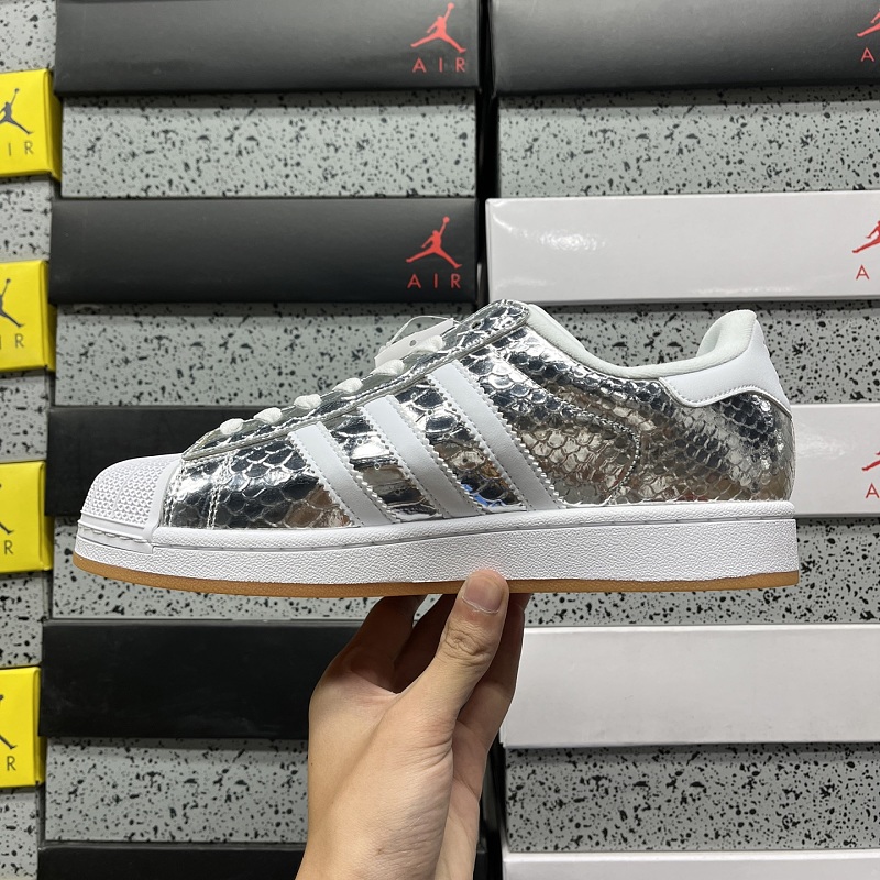 Superstar Ii 3
