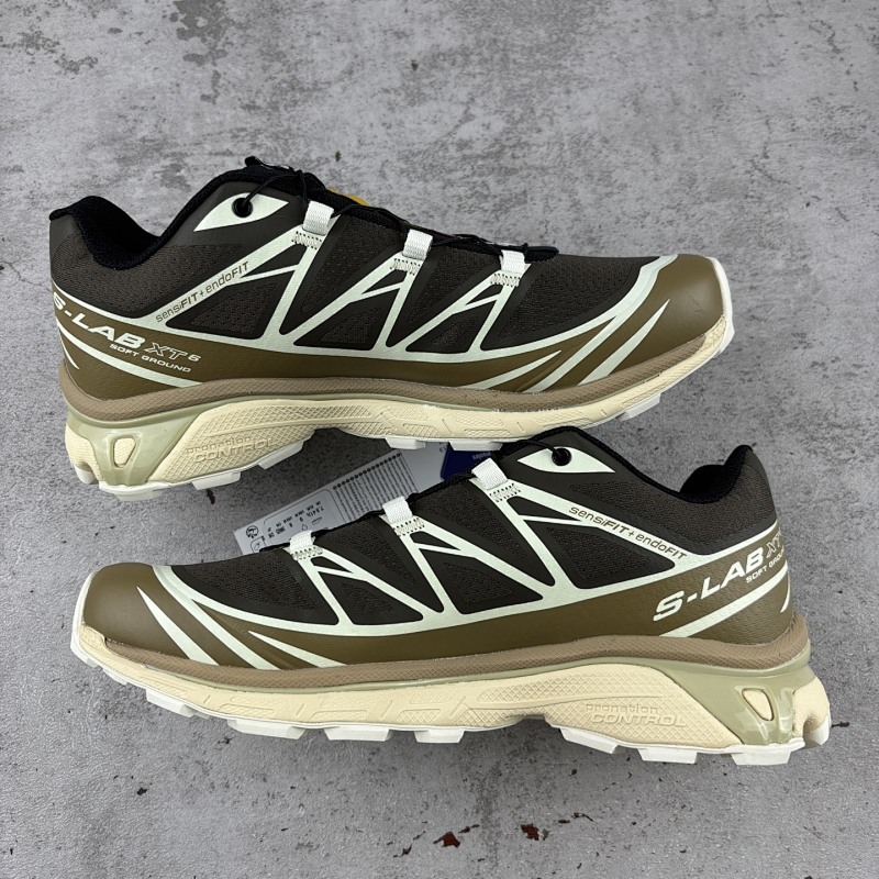 Salomon XT-6 Sneakers
