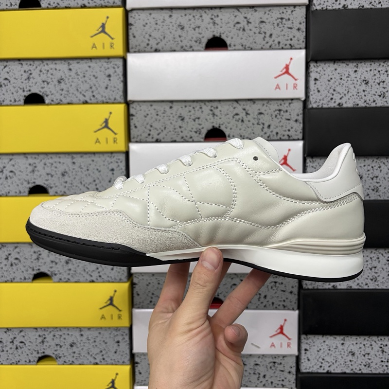 Chanel 25S Oil Wax Leather Sneakers 2