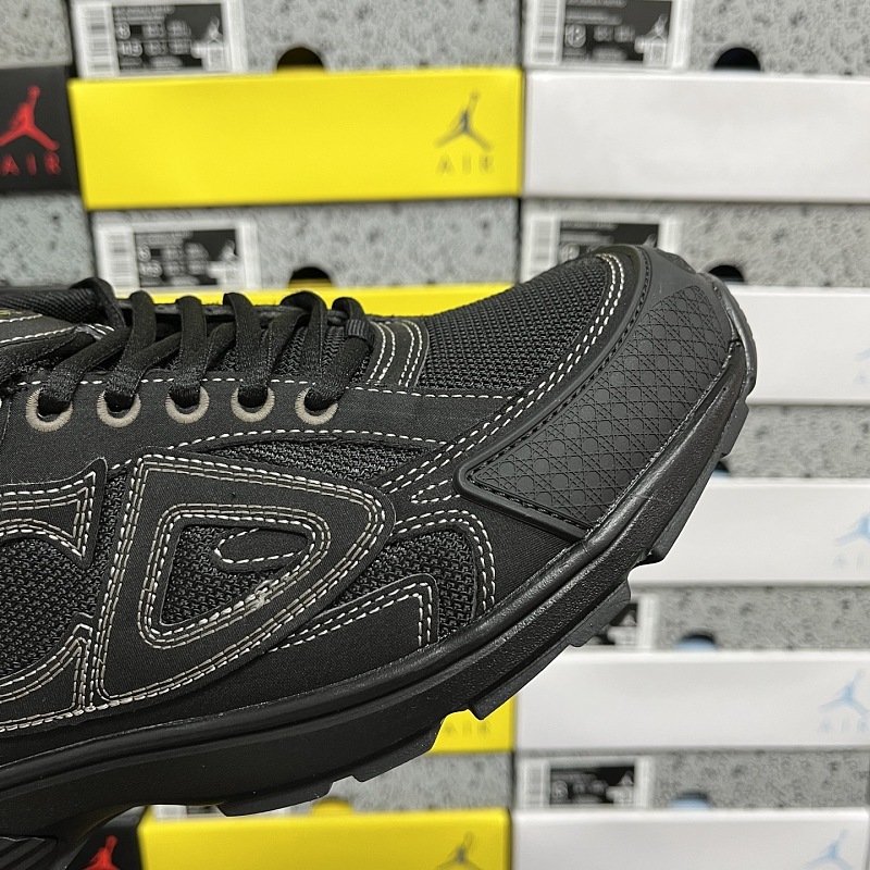 Dior B30 Sneakers · Stone Island Black 7