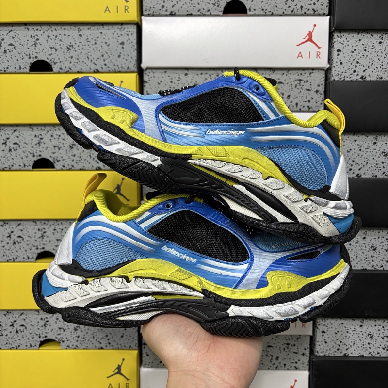 Triple S 2 4497 · 2