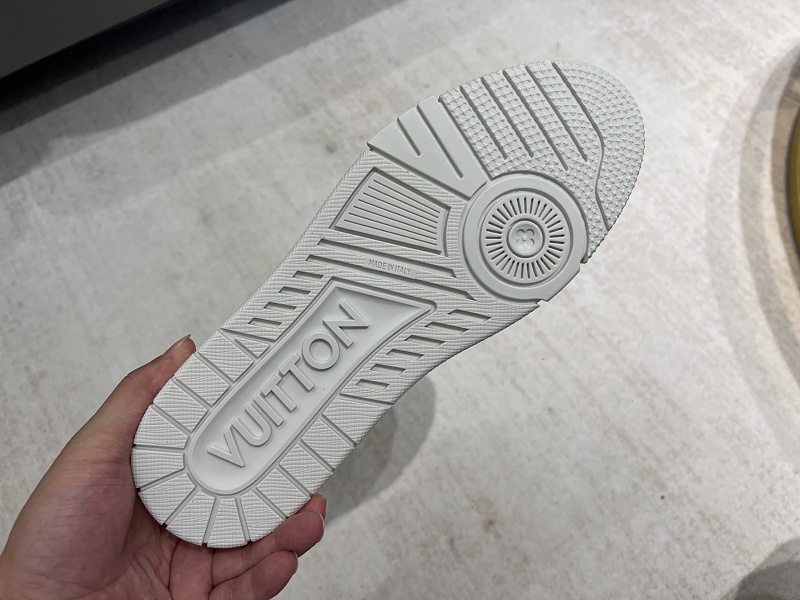 1V Trainer 32