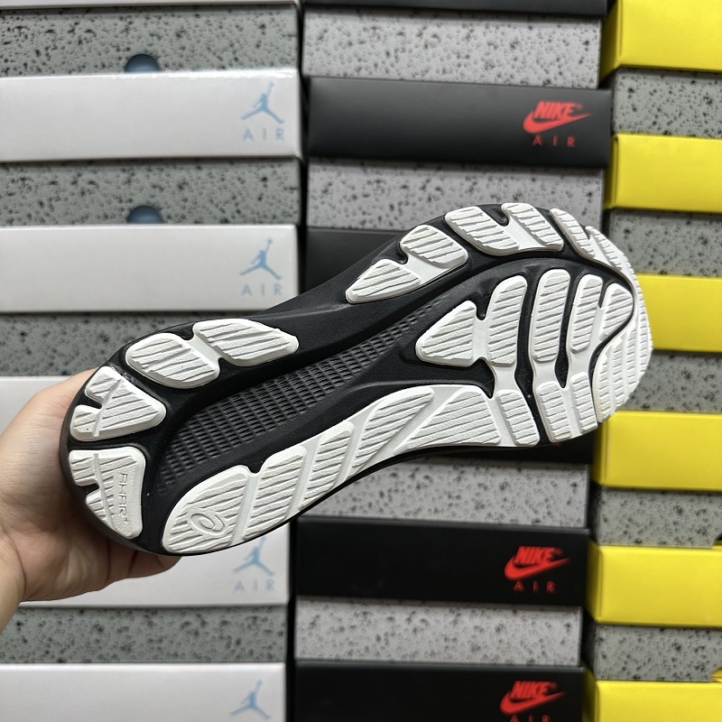 Asics GT-2000 12 Sneakers · 2
