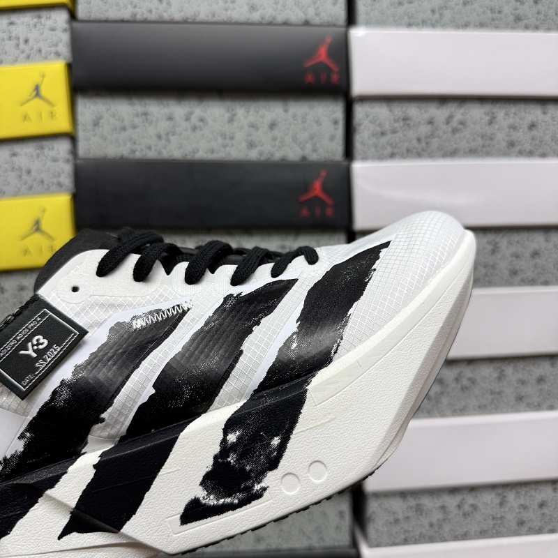 Adizero Adios 4M 7