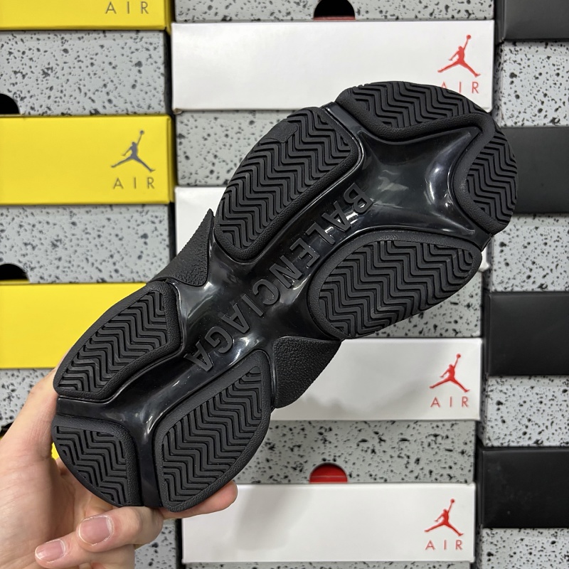 Triple S 1000 · 5