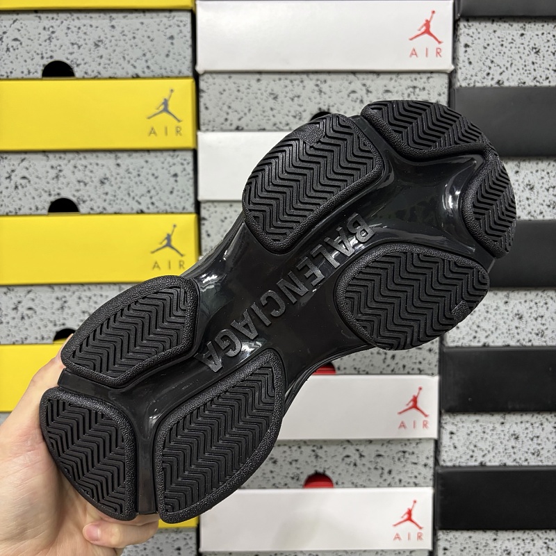 Triple S 2 1133 · 5