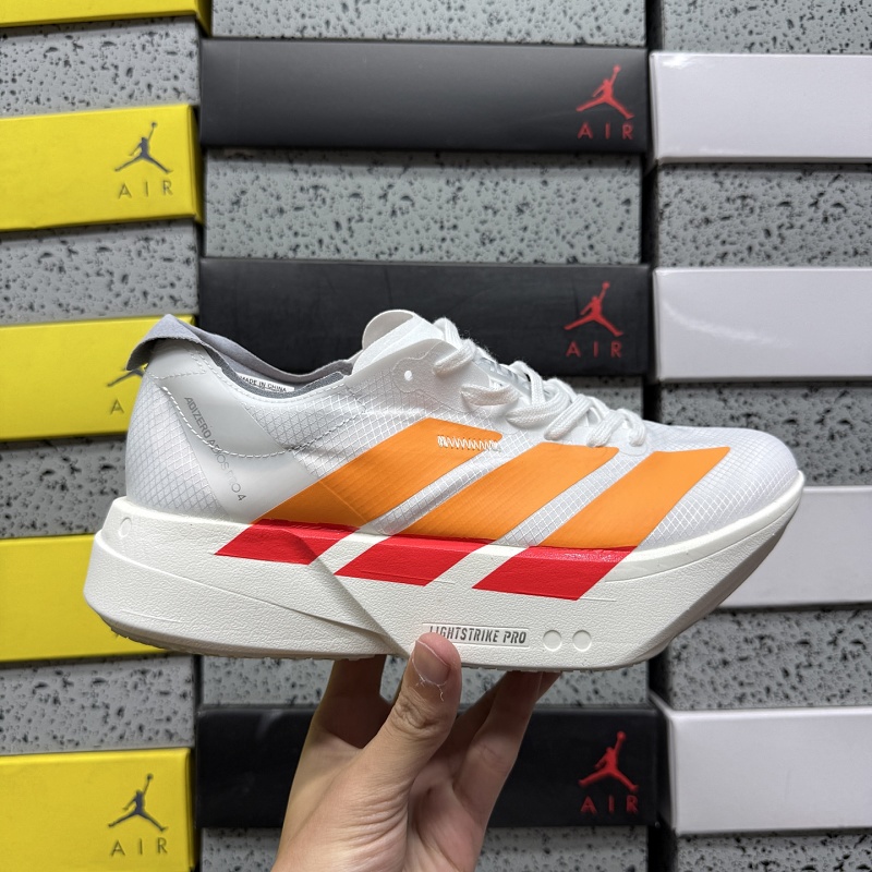 Adizero Adios 4M 9