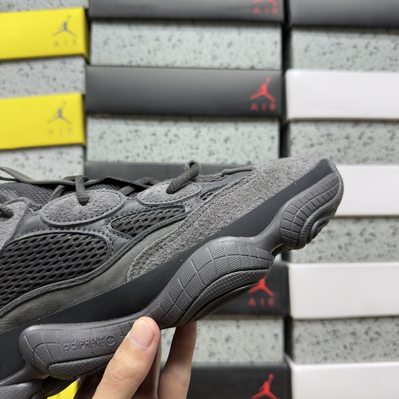 Yeezy 500 7