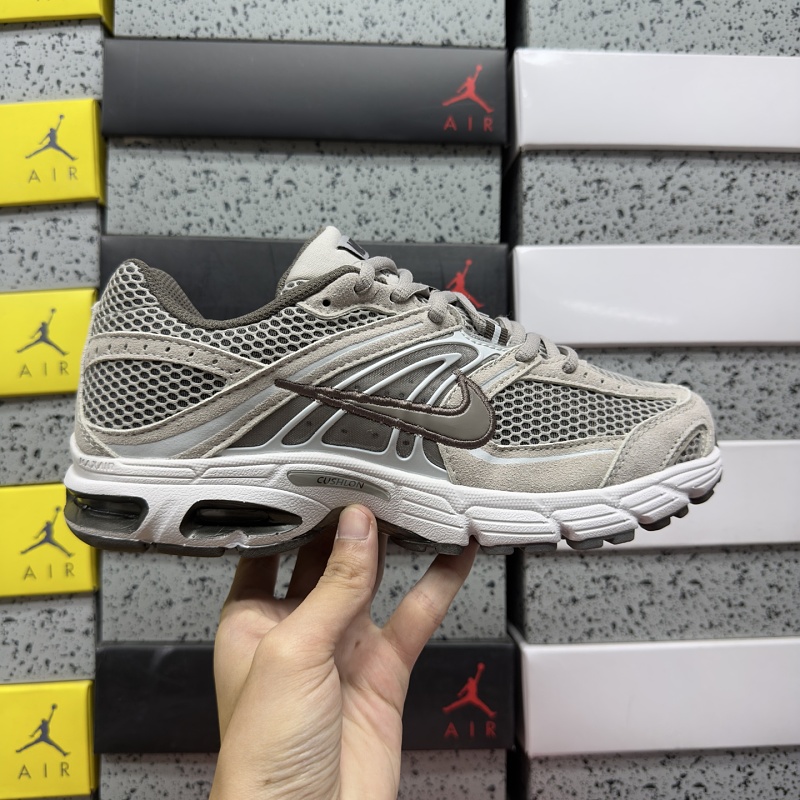 Air Max Moto 2K 8