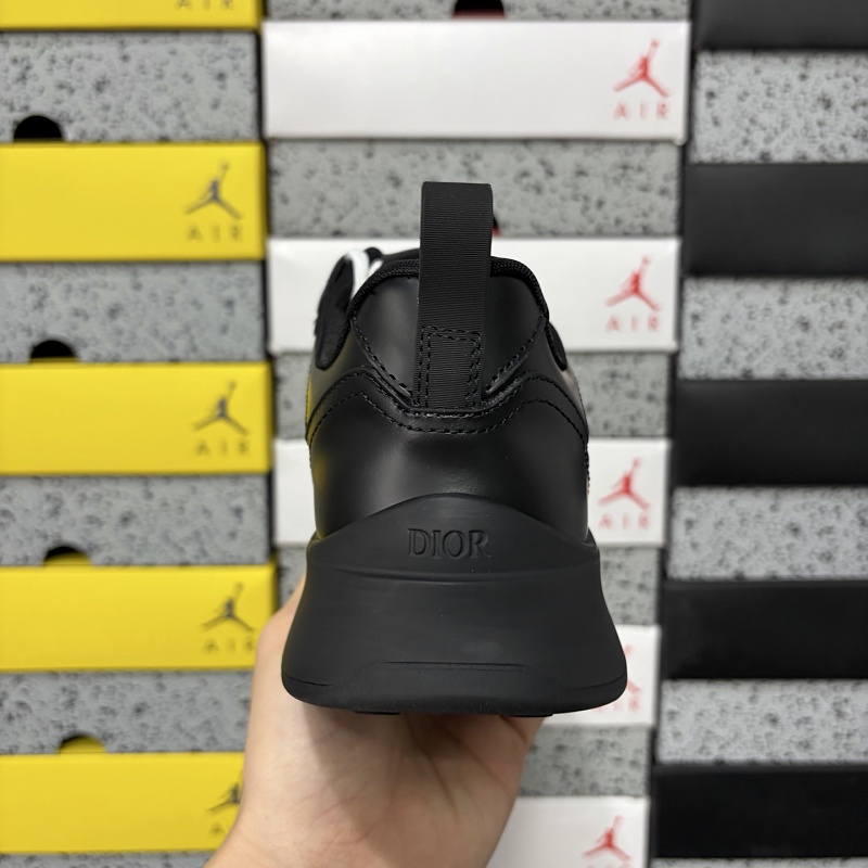 Dior B25 Sneaker 10
