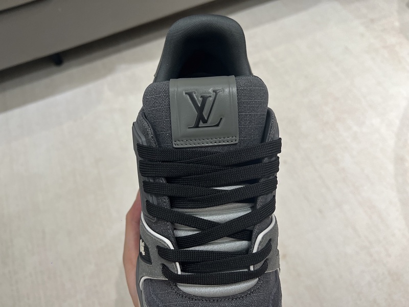 1V Trainer 29 · 2
