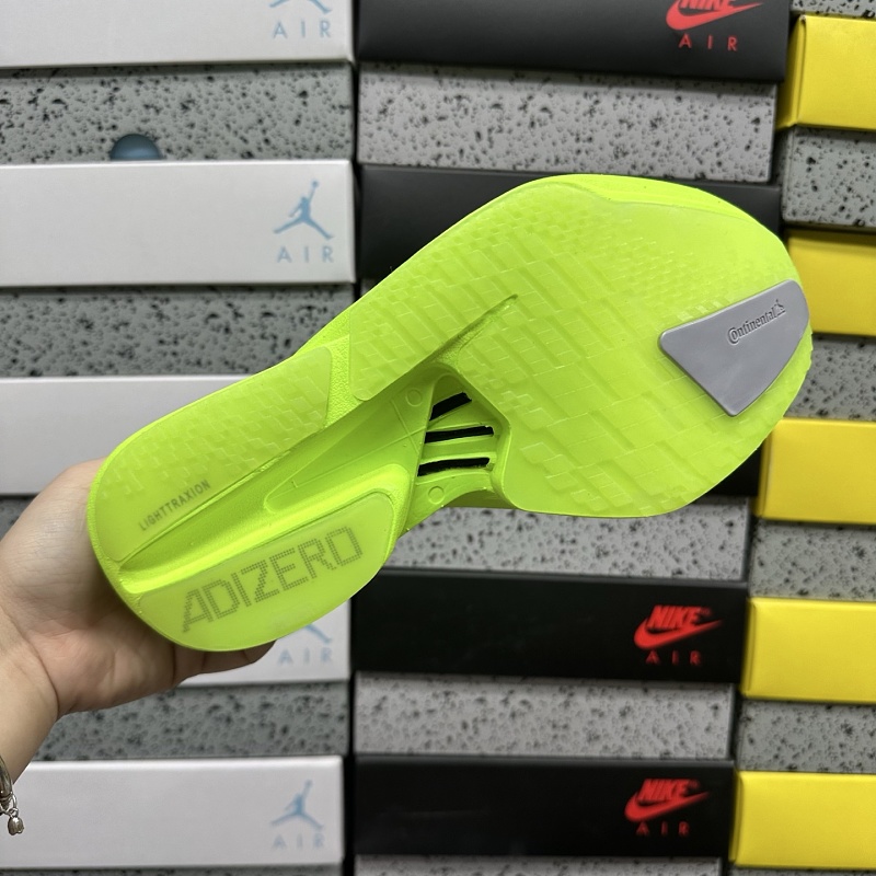 Adizero Adios 4M 2