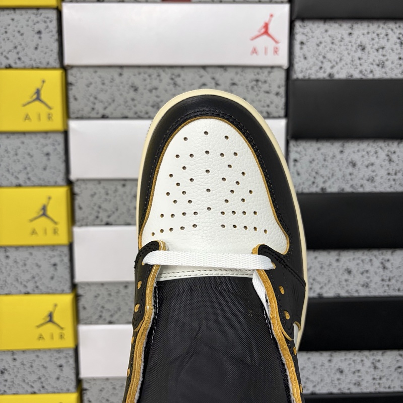 Jordan 1 Sneakers 10