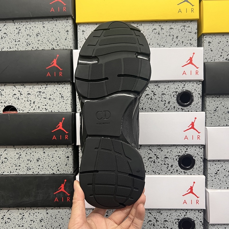 Dior B22 Sneakers 5