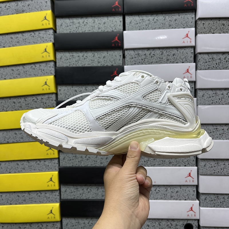 Runner7.5 0120 · 2