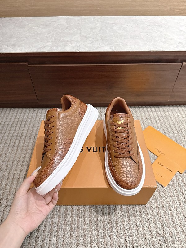 Trainer 54 · 6