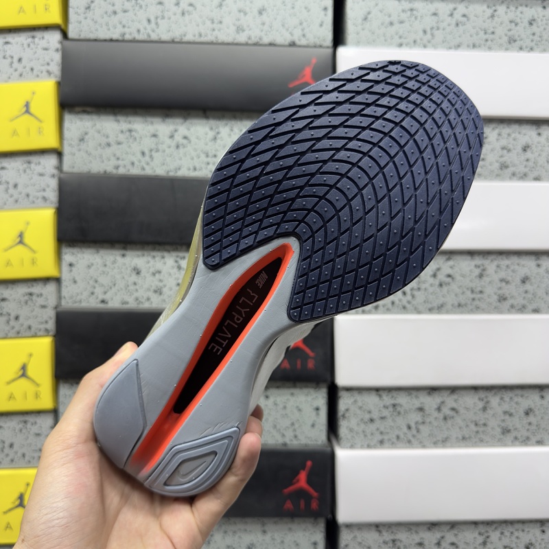 Air Zoom Xvaporfly Next% 4/