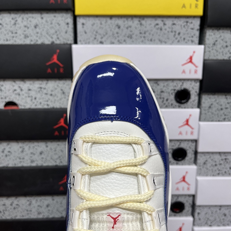 Jordan 11 Sneakers 8