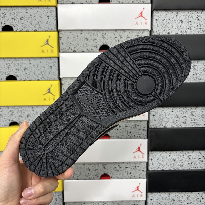 Jordan 1 Sneakers 5