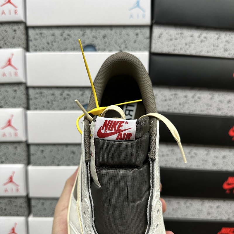 Nike Reverse Swoosh Sneakers 7