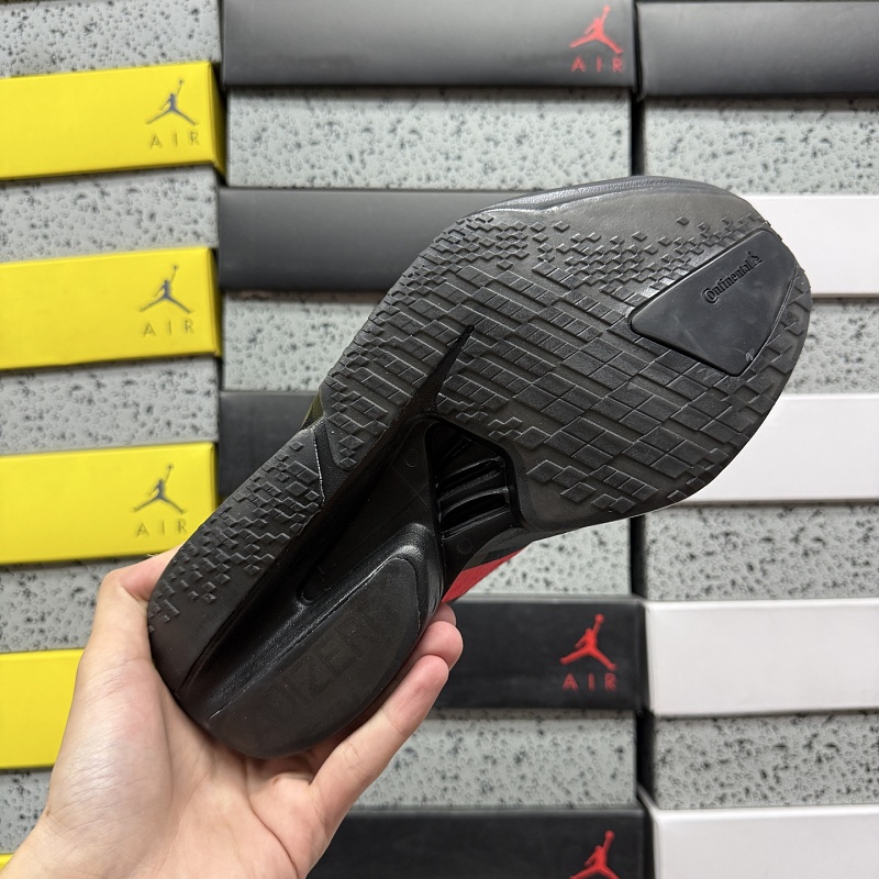 Adizero Adios 4M