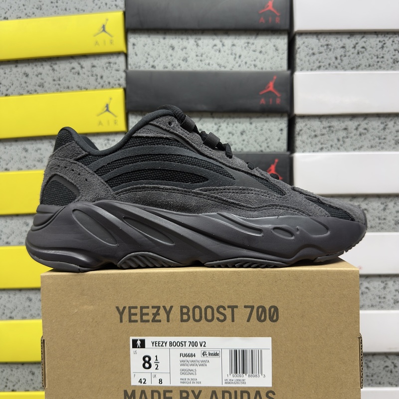 Yeezy 700v2 8