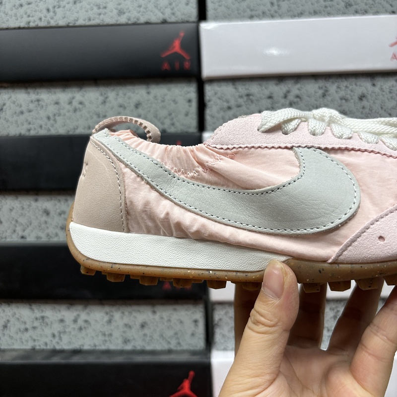 Jacquemus Moon Shoe Sp · 3