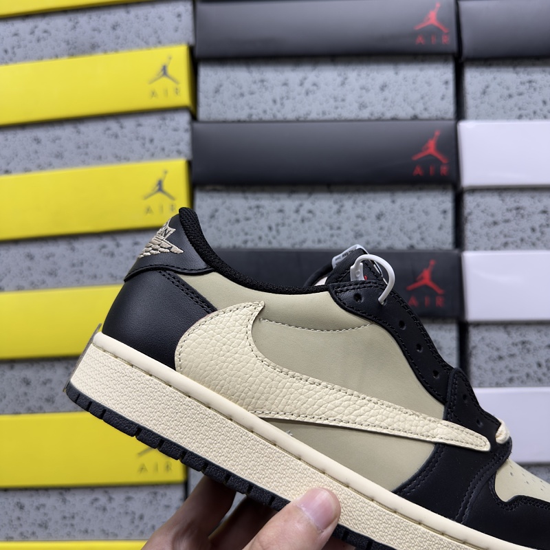 Travis Scott Reverse Swoosh Sneaker 7