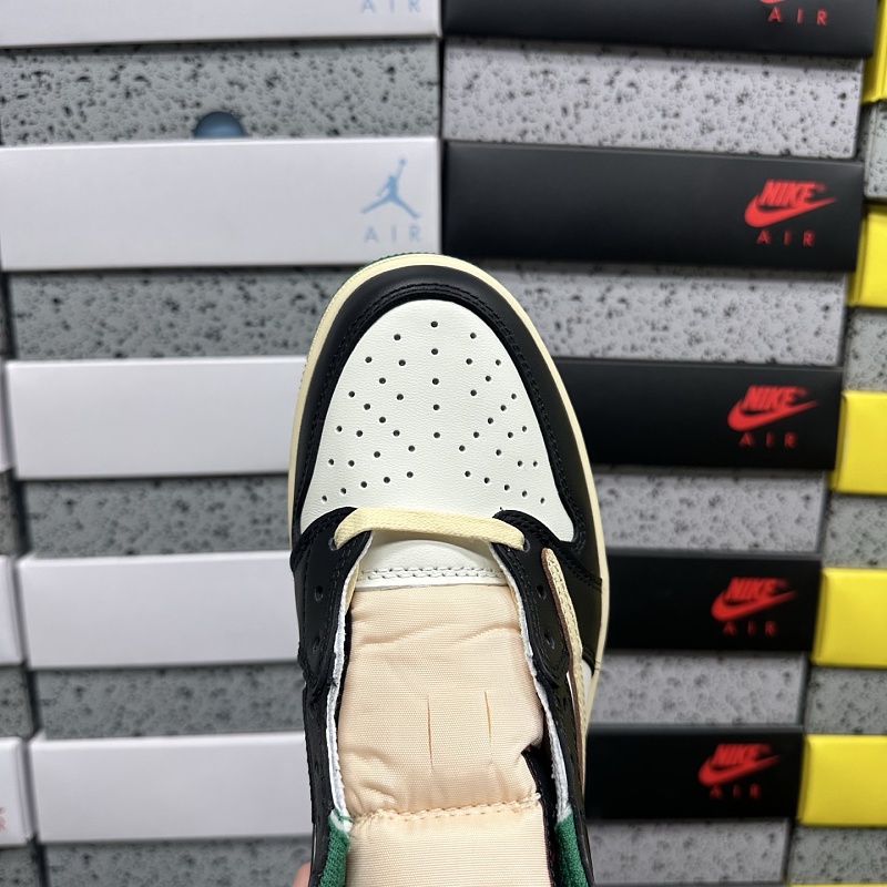 Jordan 1 Sneakers 8