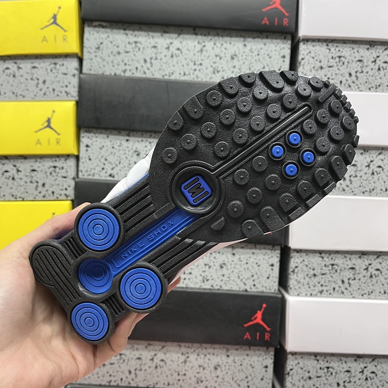 Shox R4