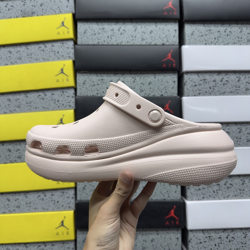 Crocs M3-m7 · 3