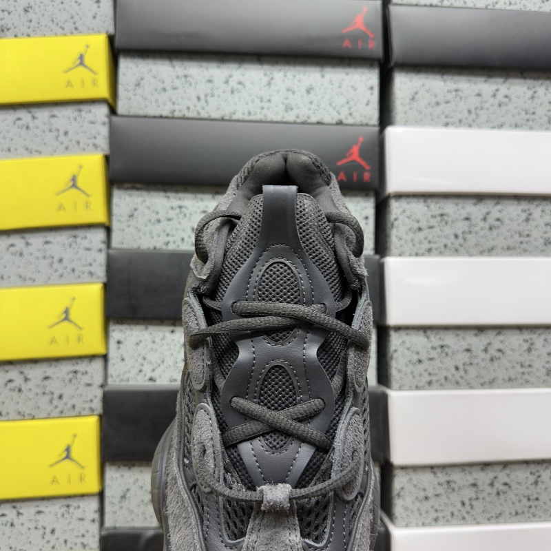 Yeezy 500 4