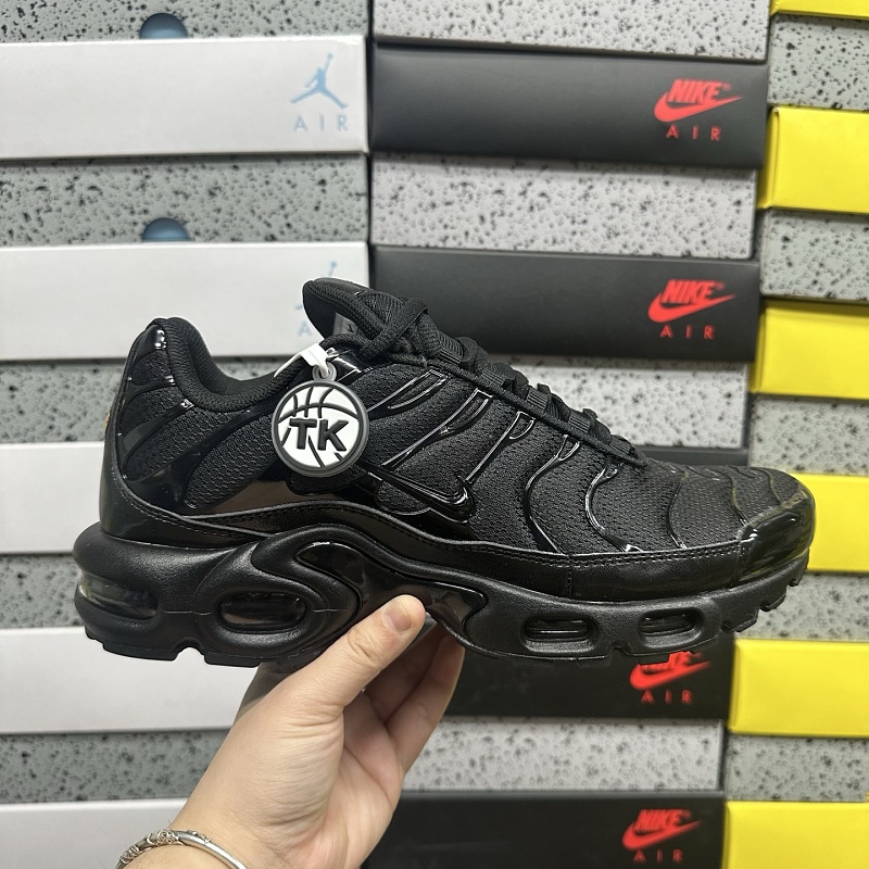 Air Max Plus 9