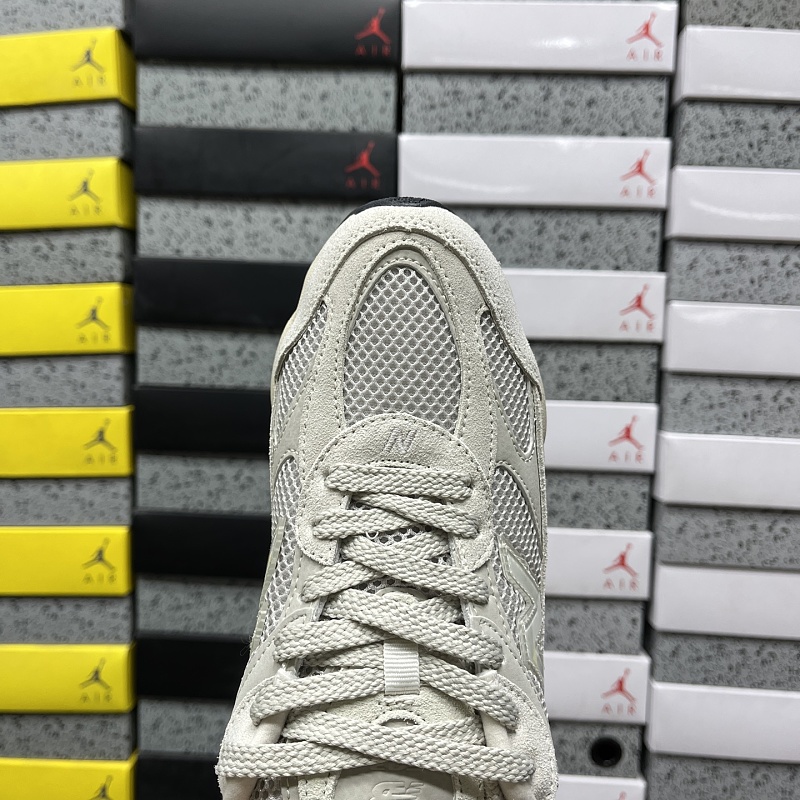 New Balance 603 Sneakers · 6
