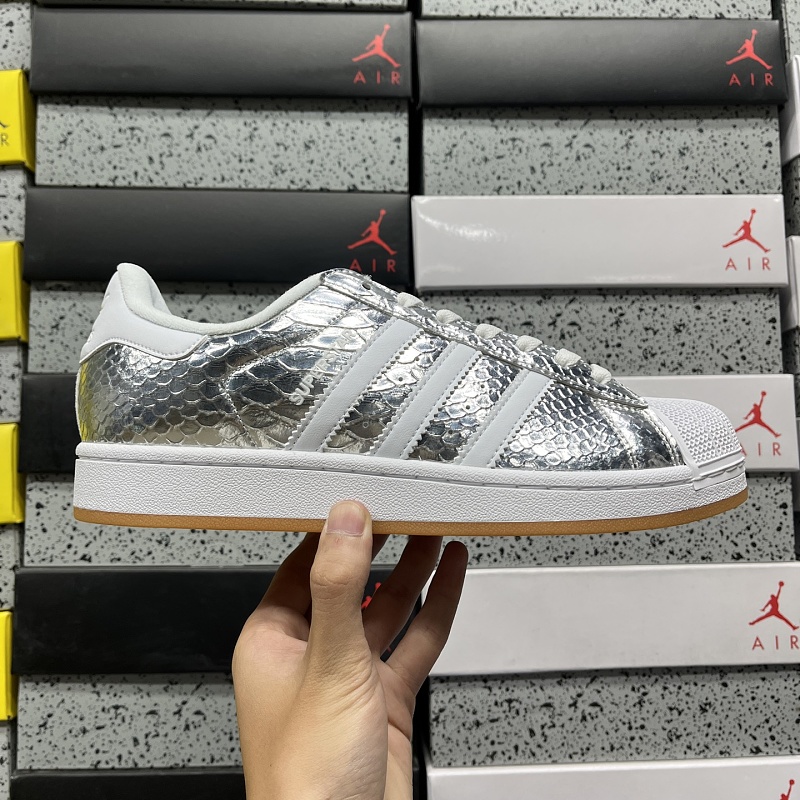 Superstar Ii 9